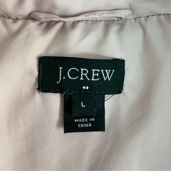 J. CREW FACTORY Quilted Puffer Vest Down Filled Size Large— PERFECT FOR FALL!!! - Picture 5 of 9